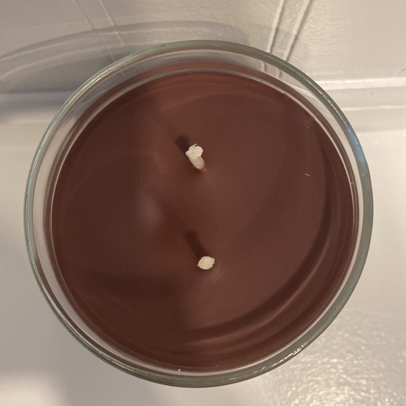 Yankee Candle ‘Chocolate Advent Calendar’ 🍫🗓 candle 🕯
2 wicks!!
Brand N… - Picture 2 of 3